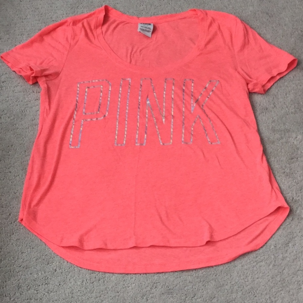 Pink Victoria’s Secret T-shirt  🧡